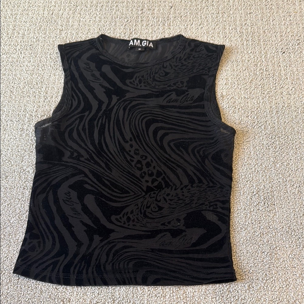 I AM GIA Black Top